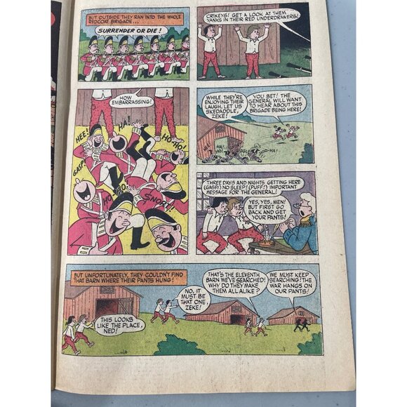 Whitman Marges Little Lulu At Summer Camp Comic Book #206 Issue Vintage 1972 - Picture 4 of 6